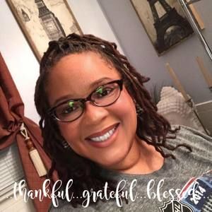 Meet your Posher, Veronica